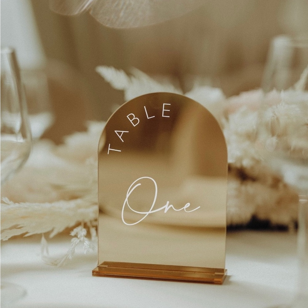 Gold mirror acrylic table numbers